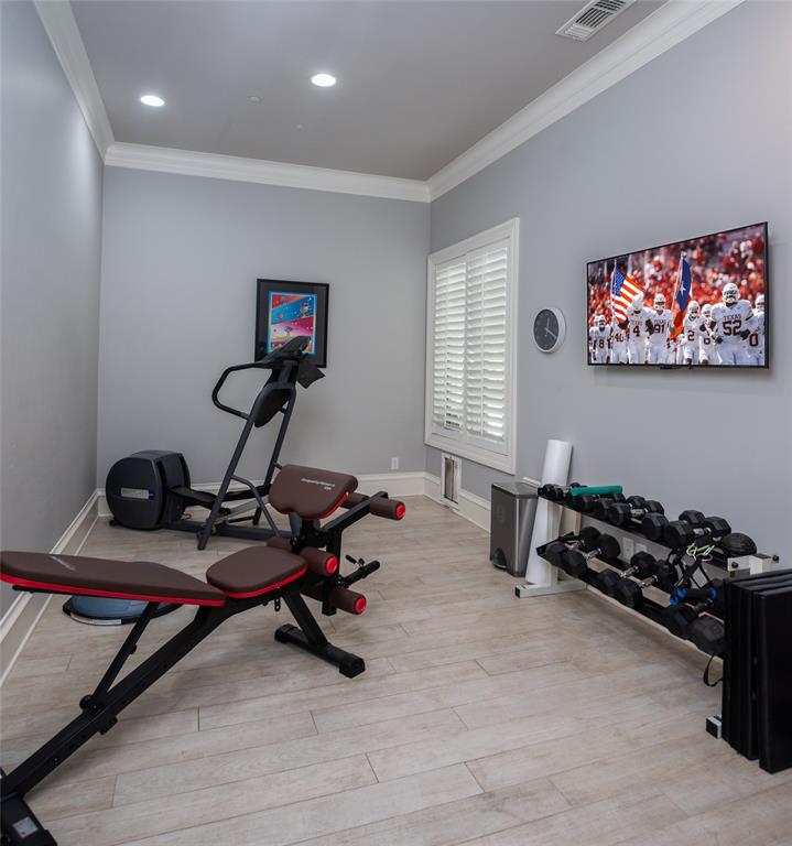 River Oaks - Residential