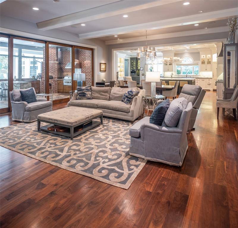 River Oaks - Residential