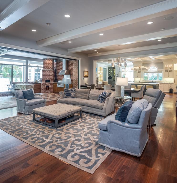 River Oaks - Residential