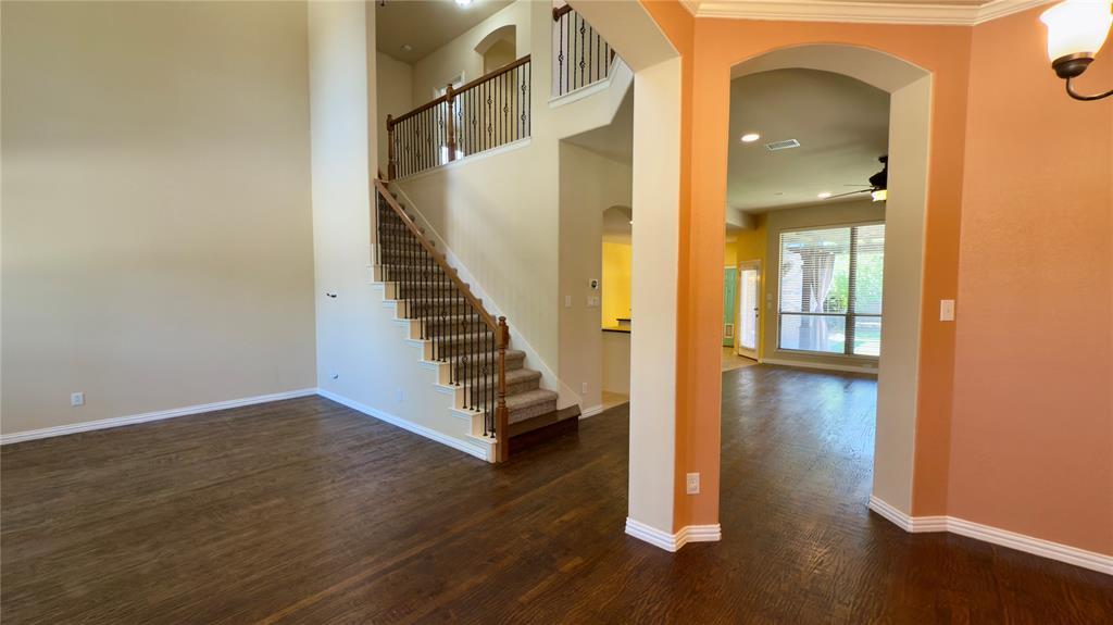 5621 Hampshire Drive