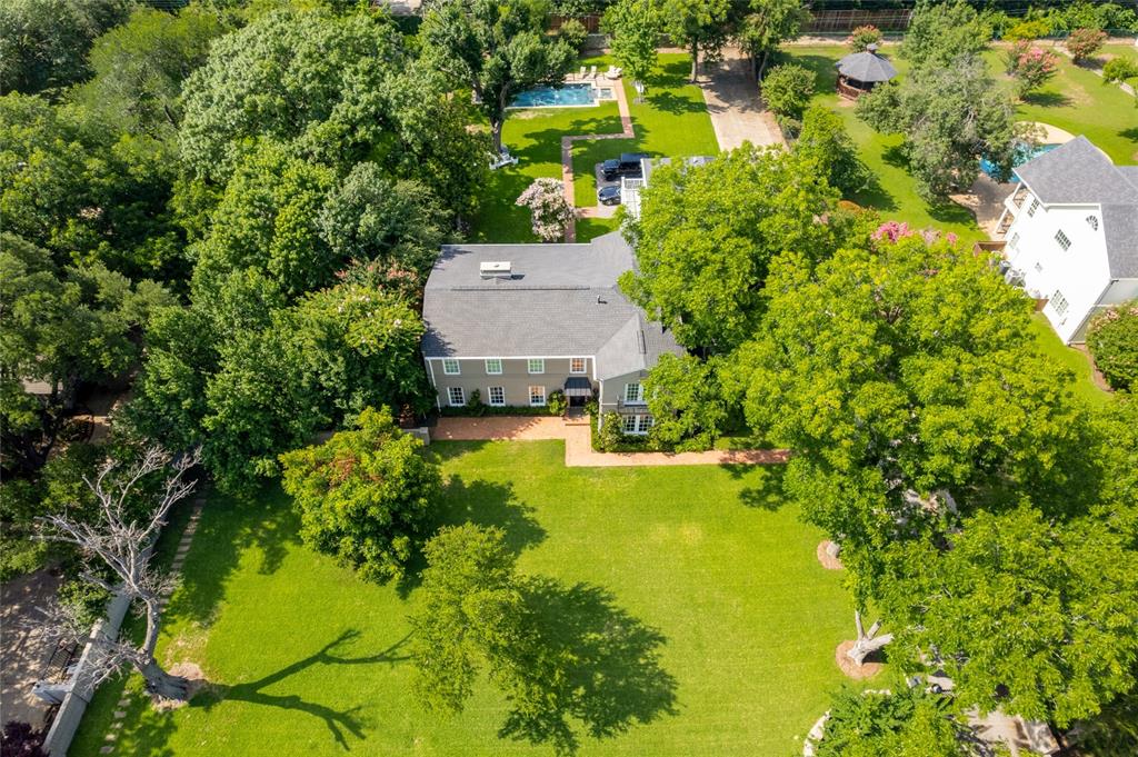 4522 Walnut Hill Lane