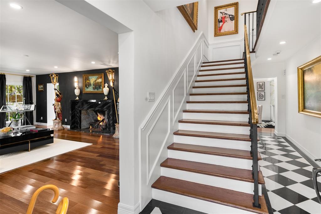 4522 Walnut Hill Lane