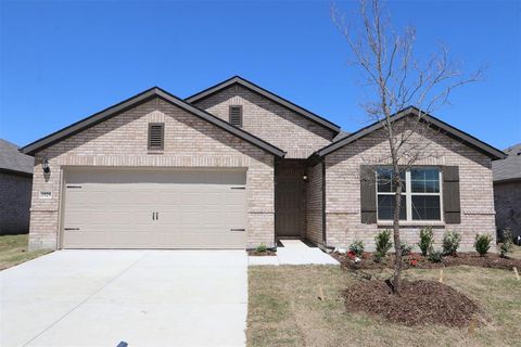 Single Family Residence in Royse City TX 1929 Indian Grass Drive.jpg