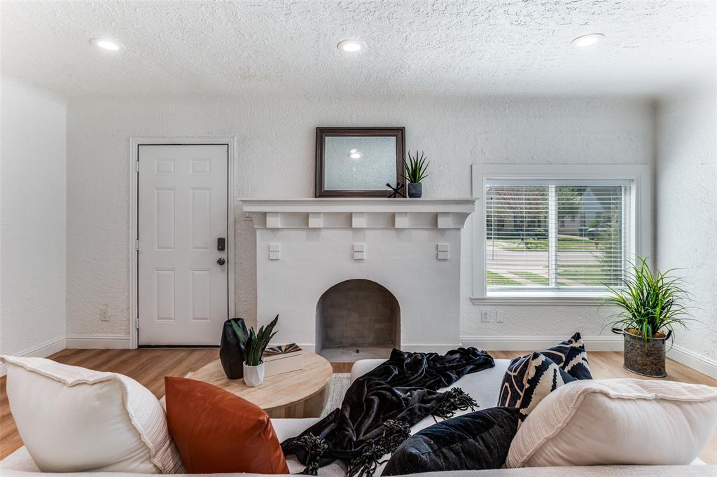 Kessler Plaza - Residential