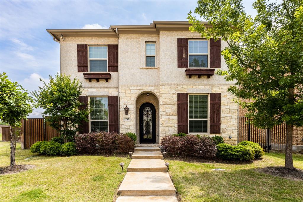 Photo of 782 Windsor Road, Coppell, TX 75019 (MLS # 21374947)