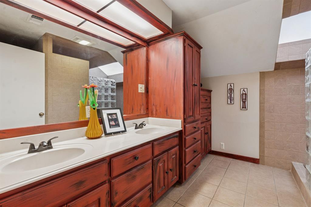 NA - Commercial Sale