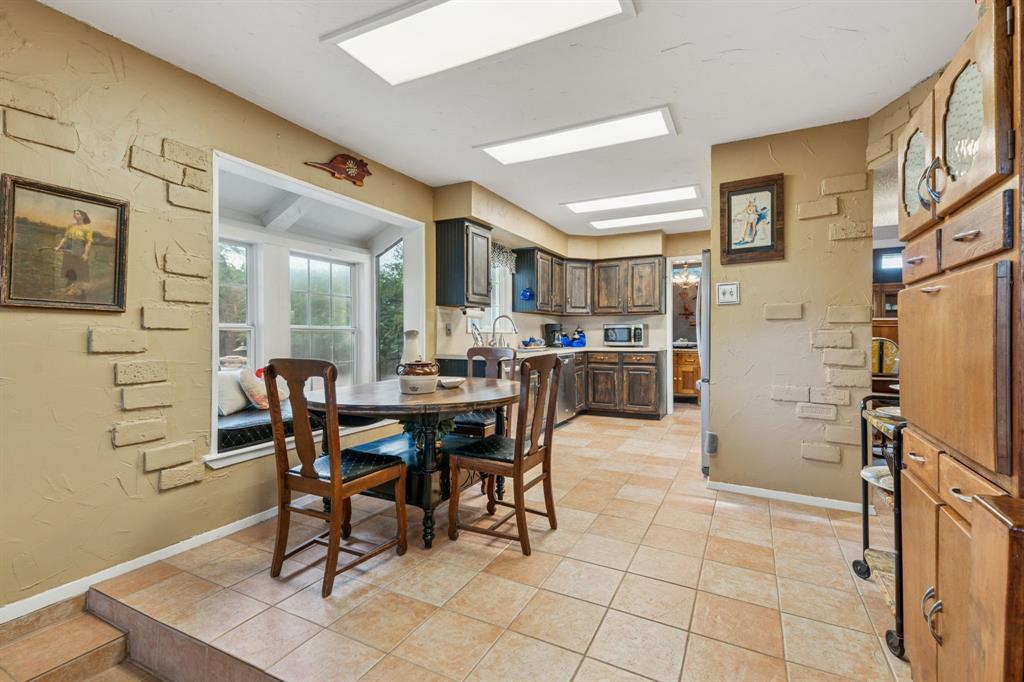 NA - Commercial Sale