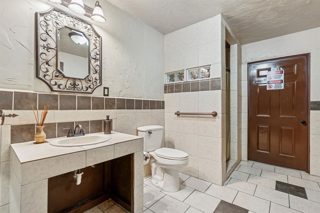 NA - Commercial Sale