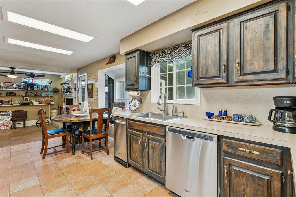 NA - Commercial Sale