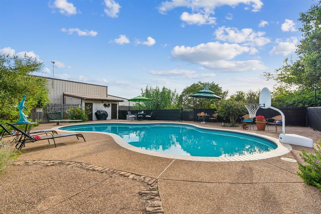 NA - Commercial Sale