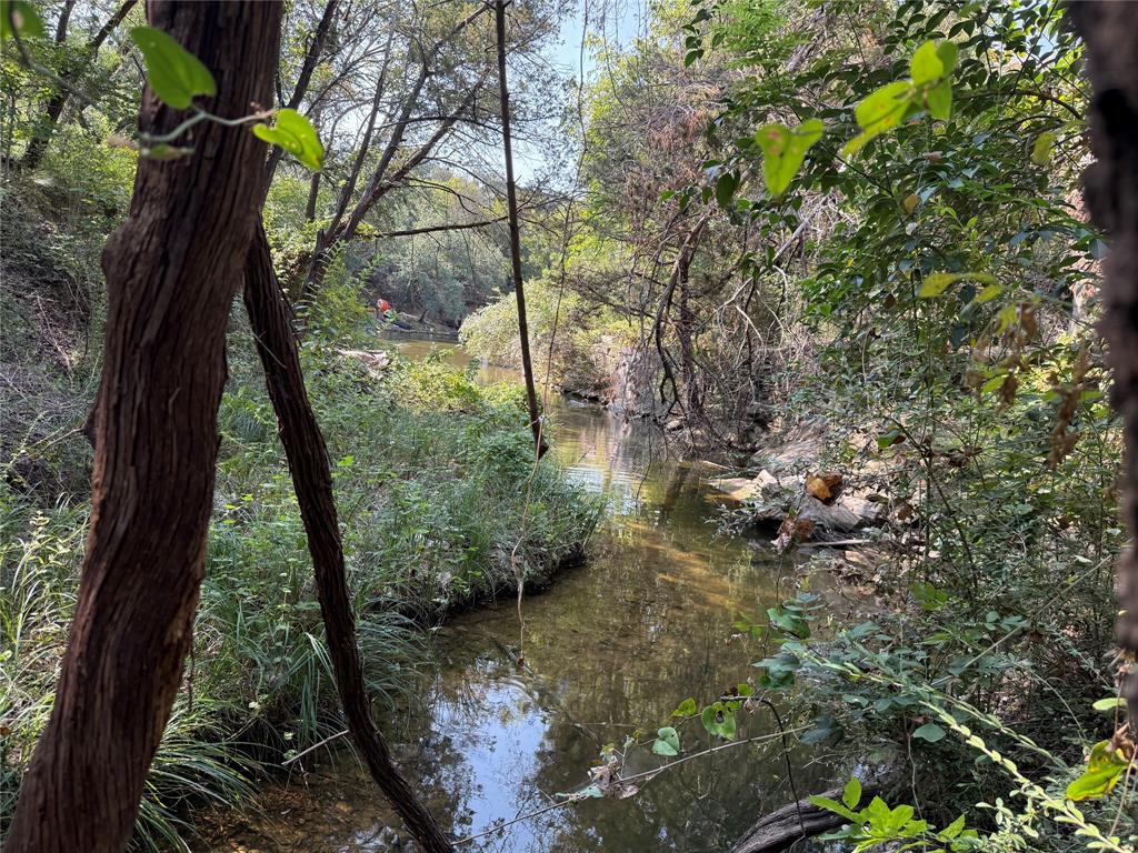 1011 Hidden Cove Trail