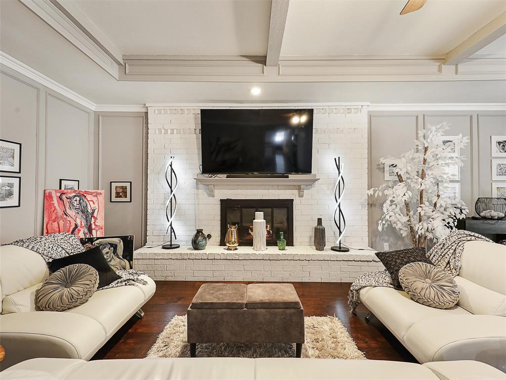 2200 Parkhaven Drive