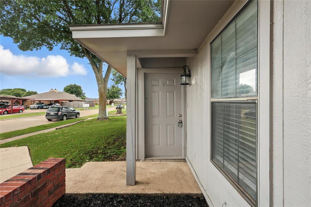 1703 Creekview Drive
