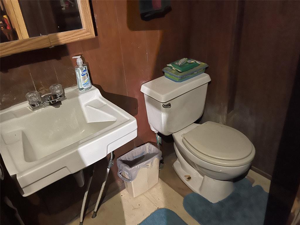 George H Harrison - Residential