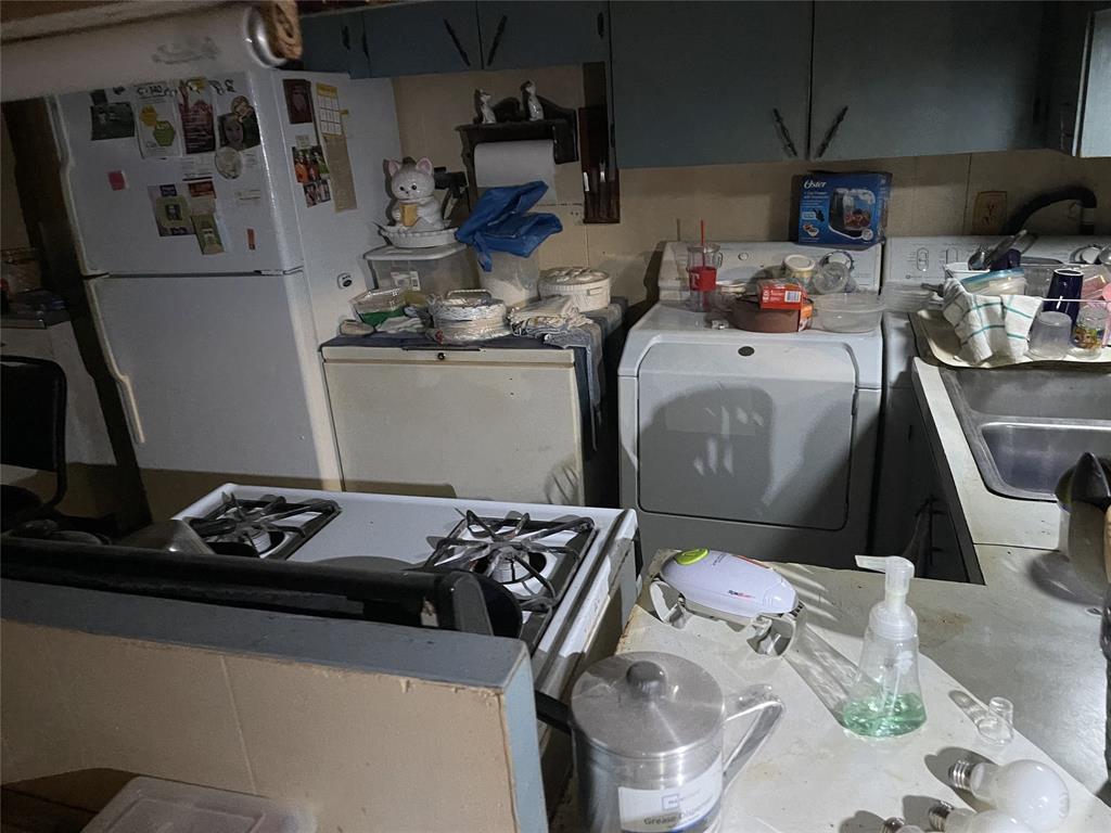 George H Harrison - Residential