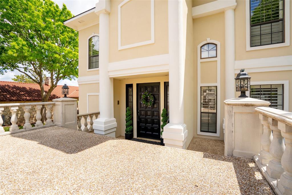 5001 Rio Vista Drive