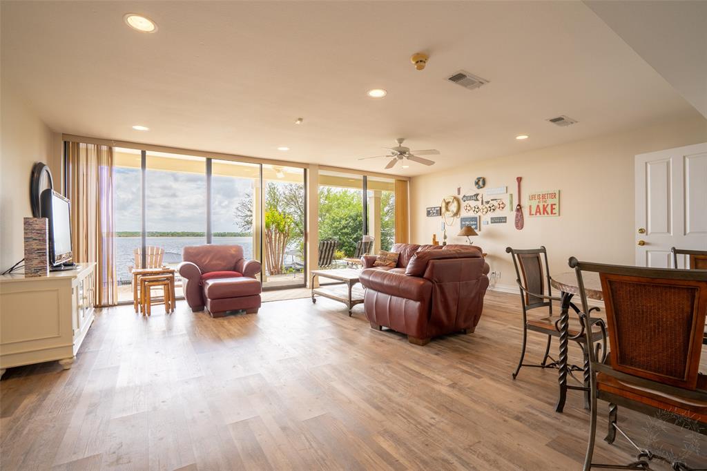 Decordova Bend Estate, Unit 18 - Residential