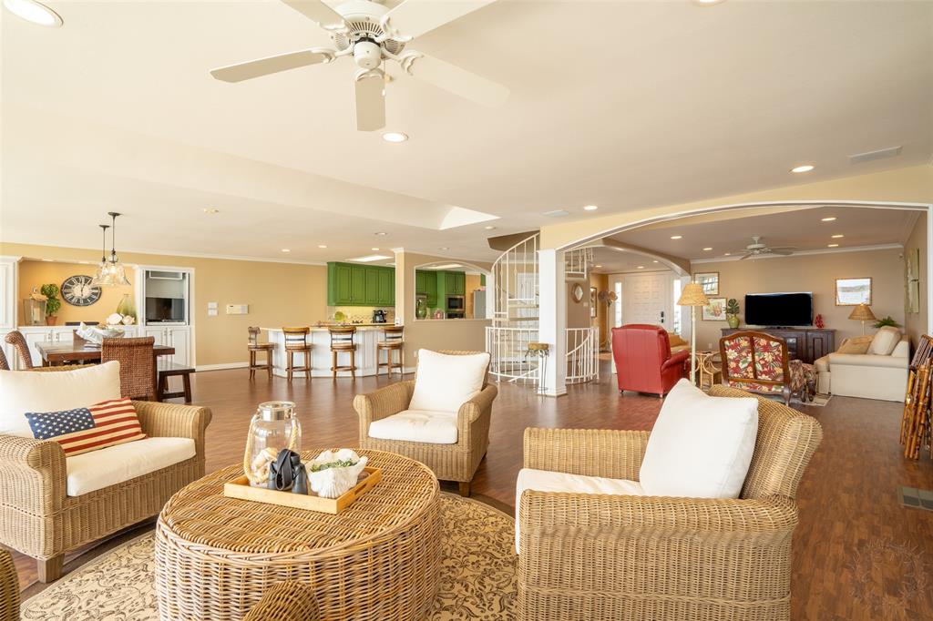 Decordova Bend Estate, Unit 18 - Residential