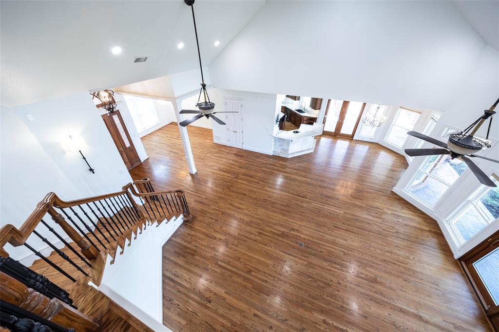 Emerald Sound at Lake Lewisville - Residential