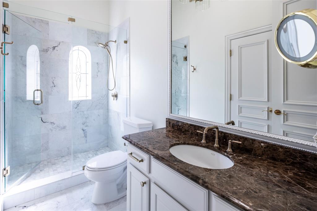 Emerald Sound at Lake Lewisville - Residential