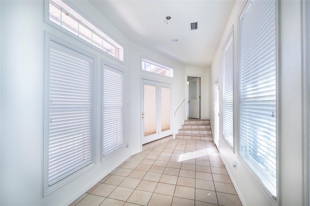 Emerald Sound at Lake Lewisville - Residential