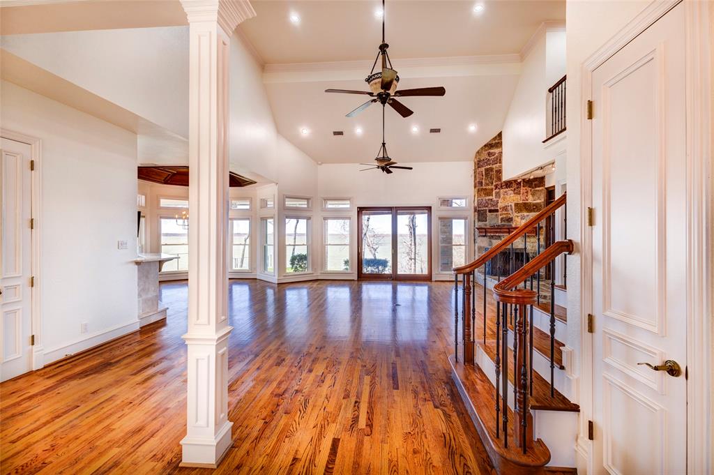 1180 Emerald Sound Boulevard