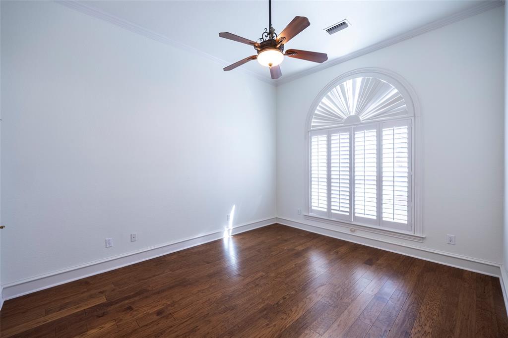 Emerald Sound at Lake Lewisville - Residential