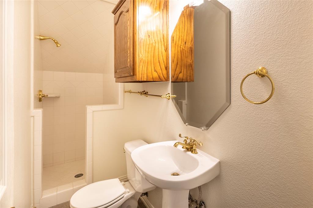 Emerald Sound at Lake Lewisville - Residential