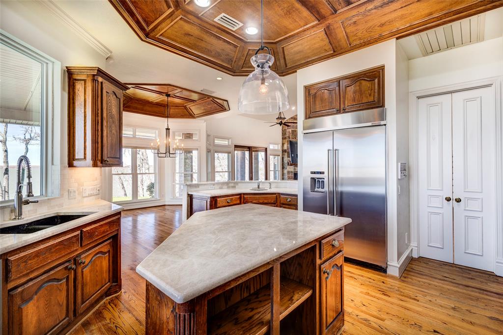 Emerald Sound at Lake Lewisville - Residential