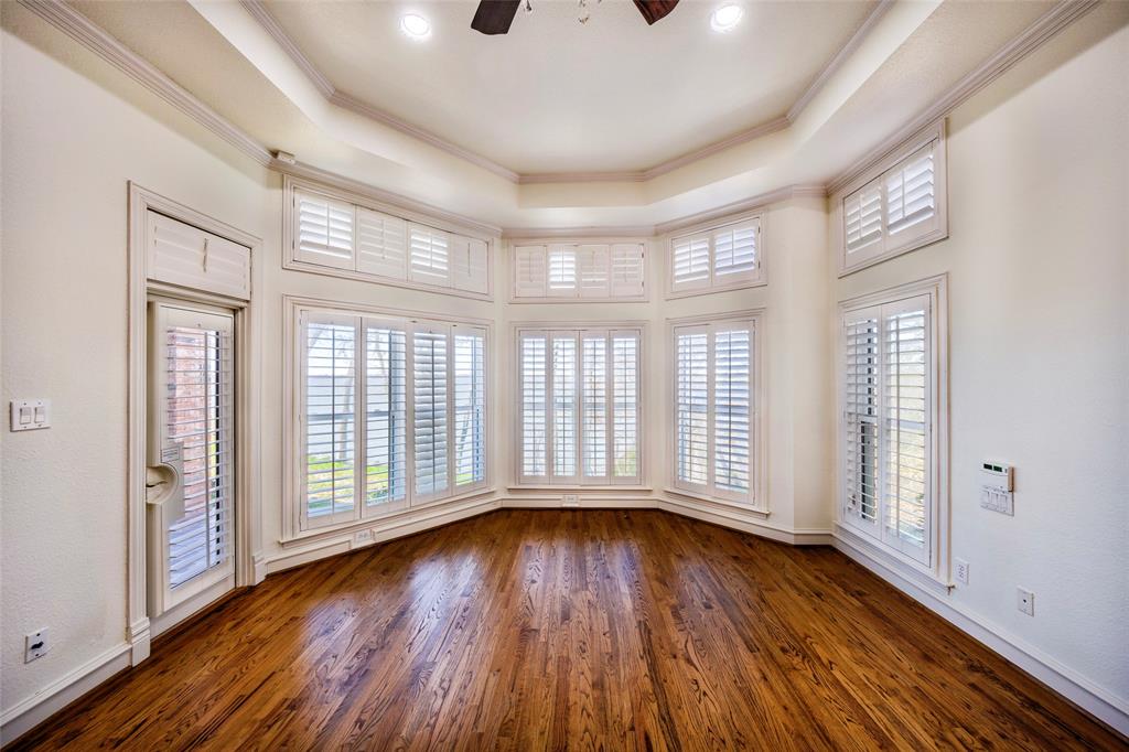 Emerald Sound at Lake Lewisville - Residential