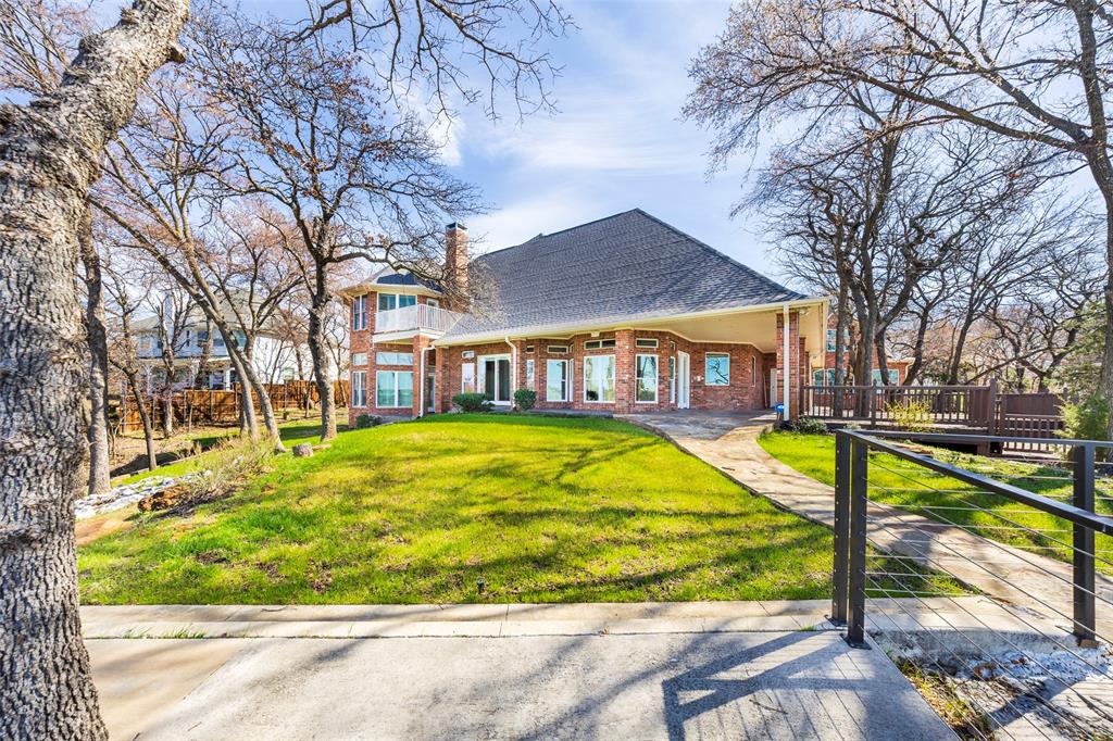 Emerald Sound at Lake Lewisville - Residential