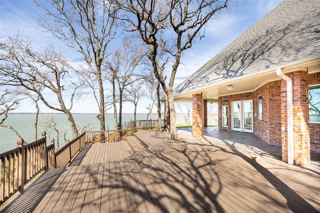 Emerald Sound at Lake Lewisville - Residential