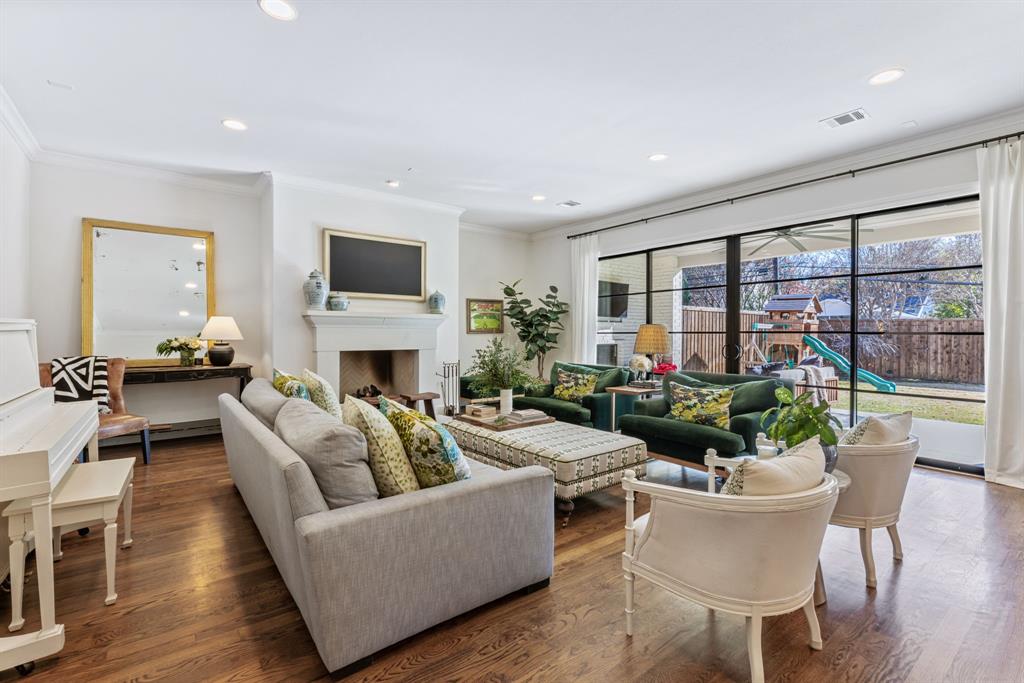 Linwood Place - Residential