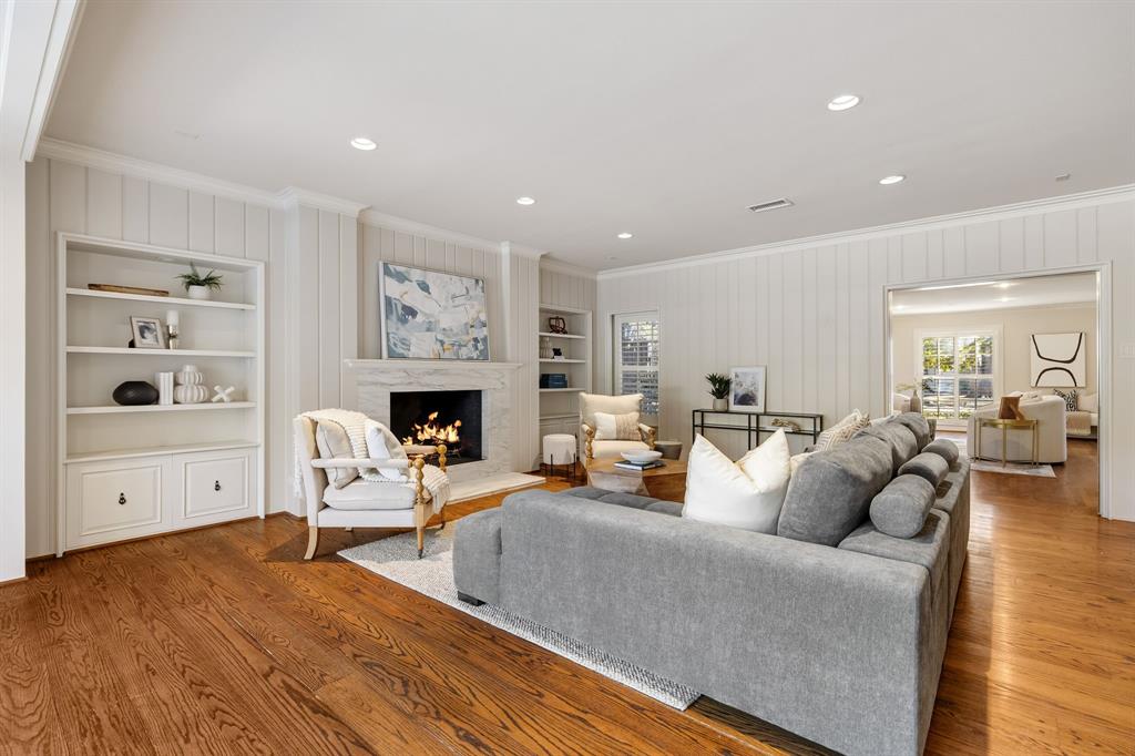 Highland Park West 09 Instl - Residential