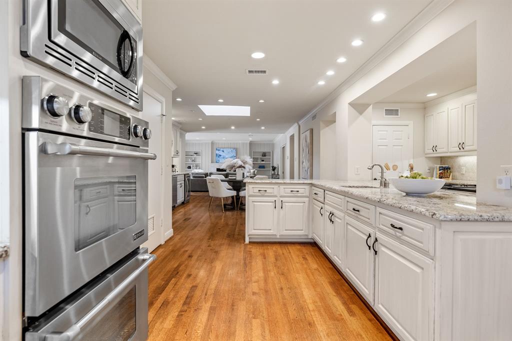 Highland Park West 09 Instl - Residential