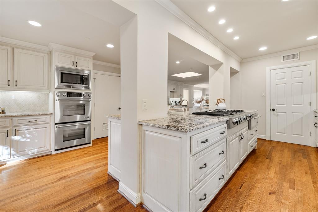 Highland Park West 09 Instl - Residential