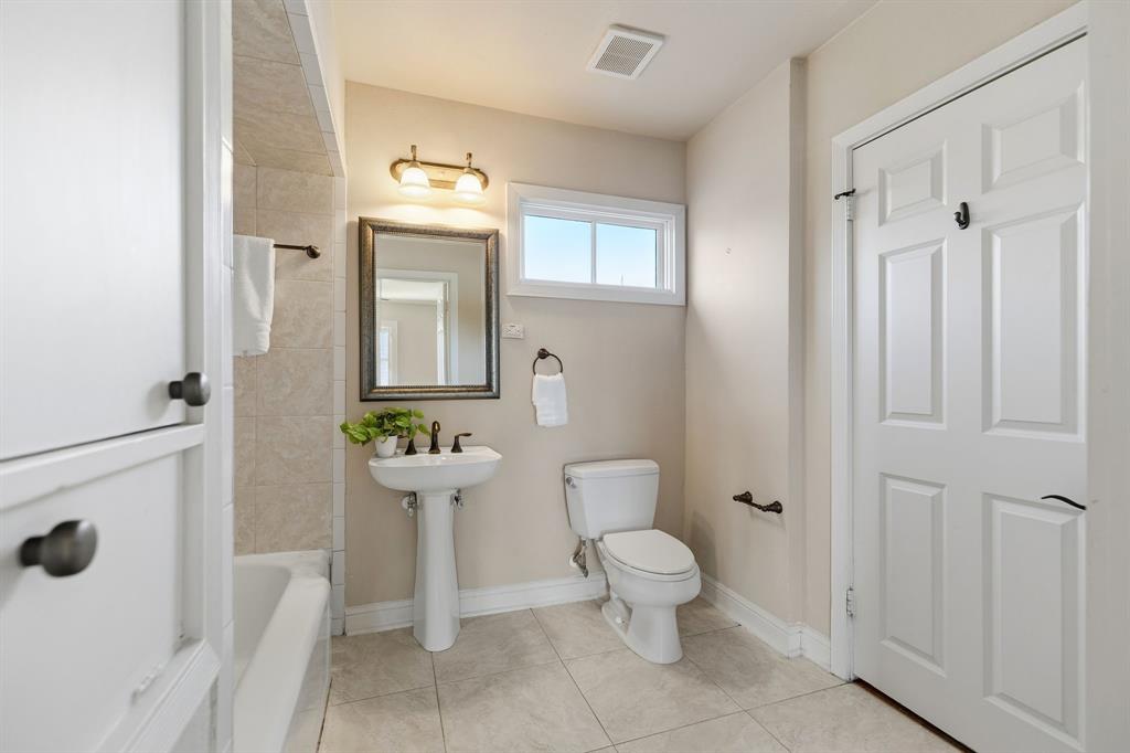 Highland Park West 09 Instl - Residential