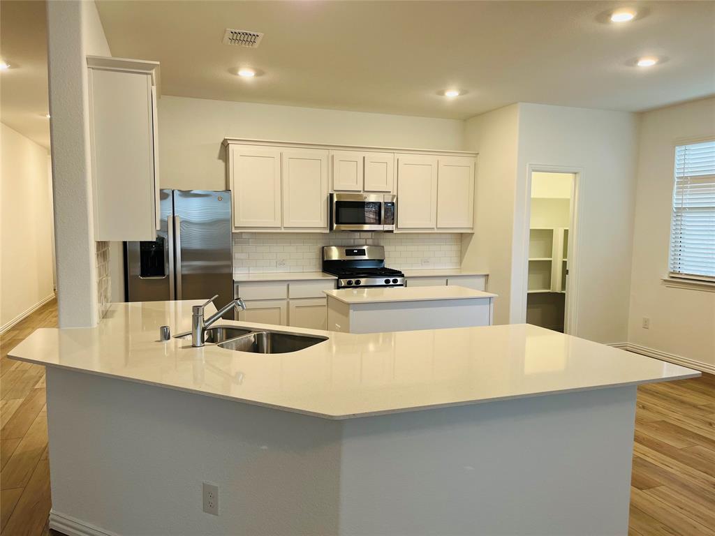 Linden Hills Ph 2 - Residential Lease