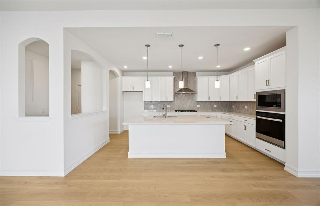 3913 Calderwood Drive