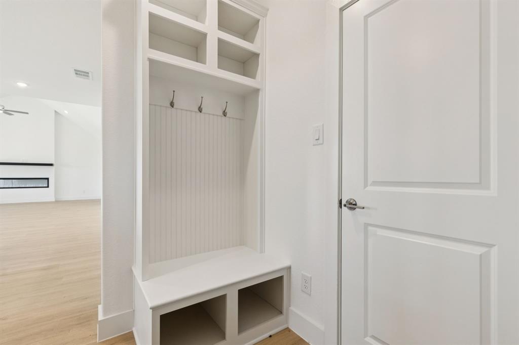 Lakeway Estates - Residential