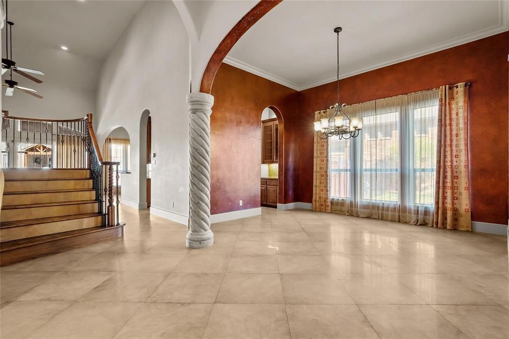 614 Cross Timbers Drive