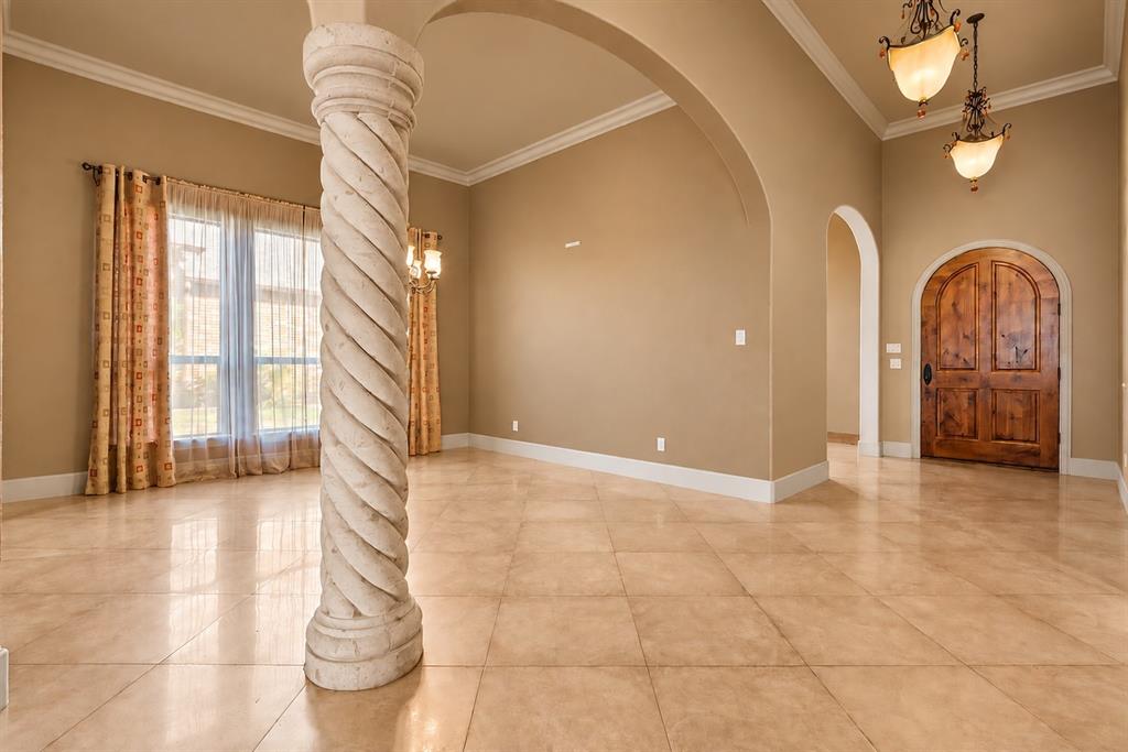 614 Cross Timbers Drive