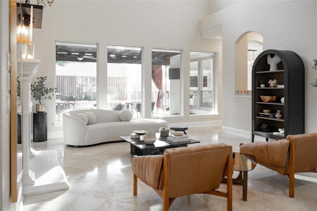 5825 Dove Creek Lane