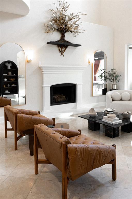 5825 Dove Creek Lane