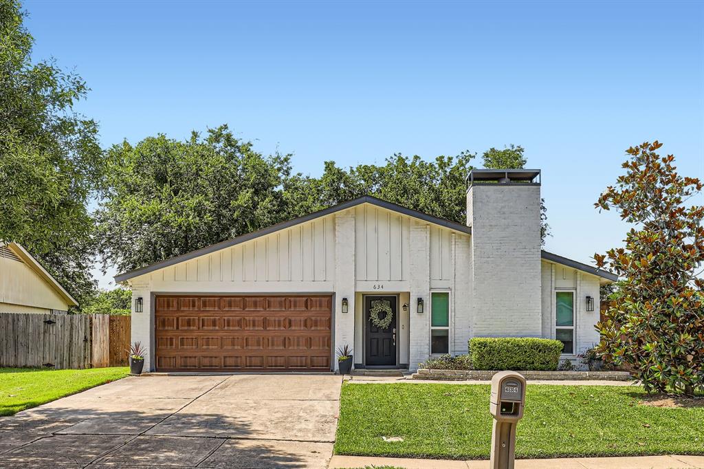 634 Meadowglen Drive