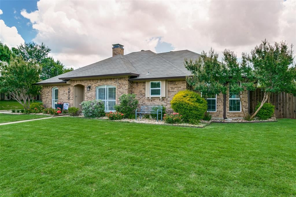 2624 Kingsridge Drive