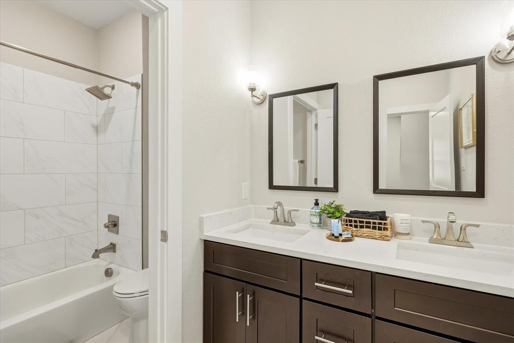 The Terraces at Clark Lanr - Residential