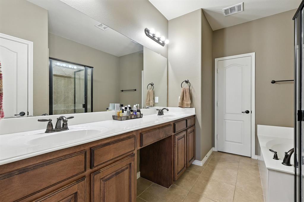 Estates Of Indian Creek Ph - Residential