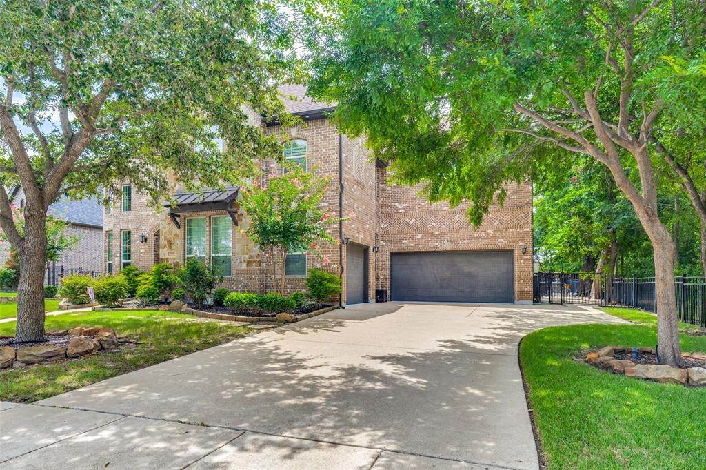 2901 Merryglen Lane