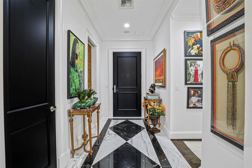 Tower & Regency Row Residence Condo - Residential